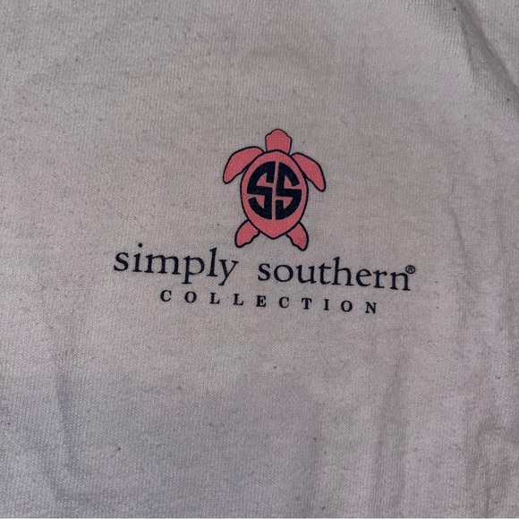 Simply Southern Shirt Womens M White Logo Turtles Collection Casual Graphic - Picture 3 of 5